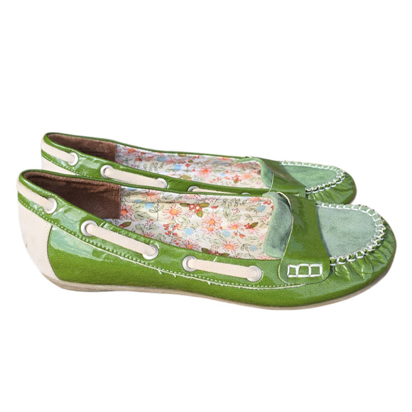 Miz Mooz Elite Slip On Loafer Green Suede Patent Leather size 7 Comfort Floral - Picture 1 of 7